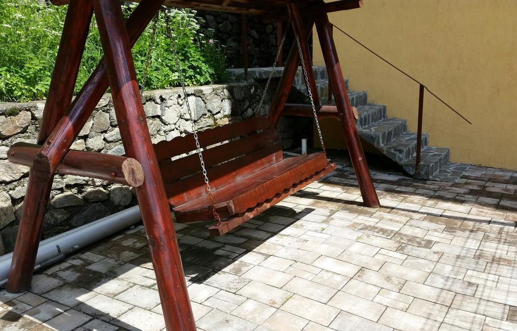 Pension Curmatura Stezii Rasinari Ngoại thất bức ảnh